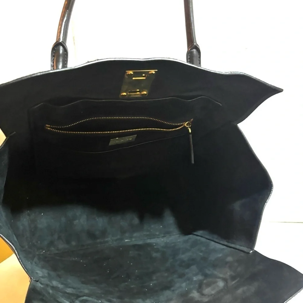 Michael kors calfskin hair/ leather Elegant Black Leather Tote Bag